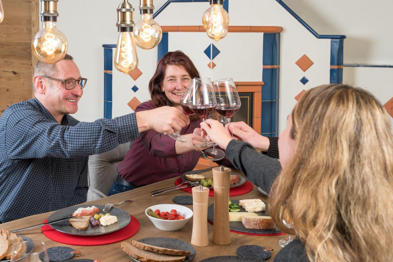 Chalet-Ferienwohnung Giebeltraum, 115 Qm, Wellness/Fitness/Sauna - Bergroedelhof Feilitzsch Eksteriør billede